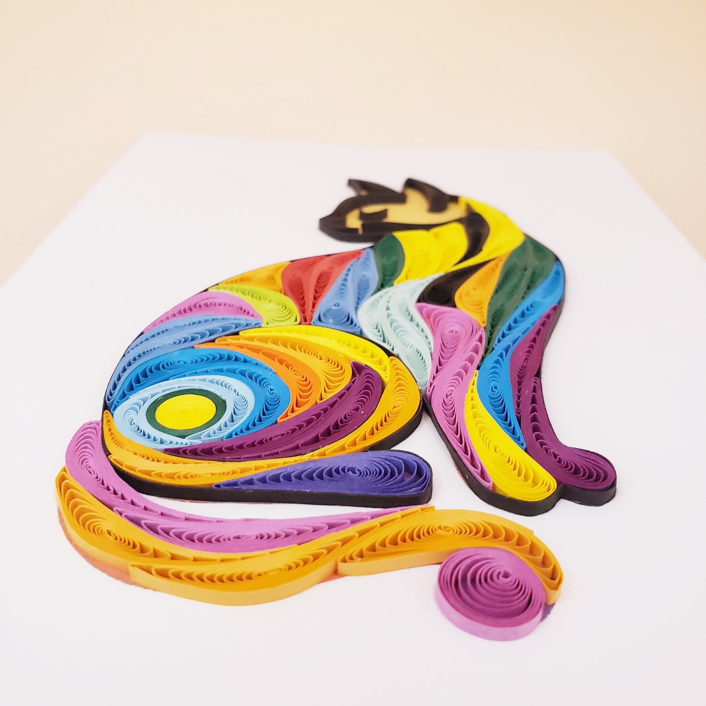 Handmade Quilling Card – Elegant Decorative Cat in Vibrant Colors